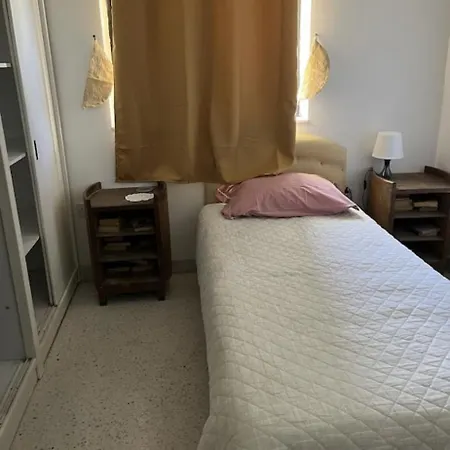 Appartamento One To Rent In The *